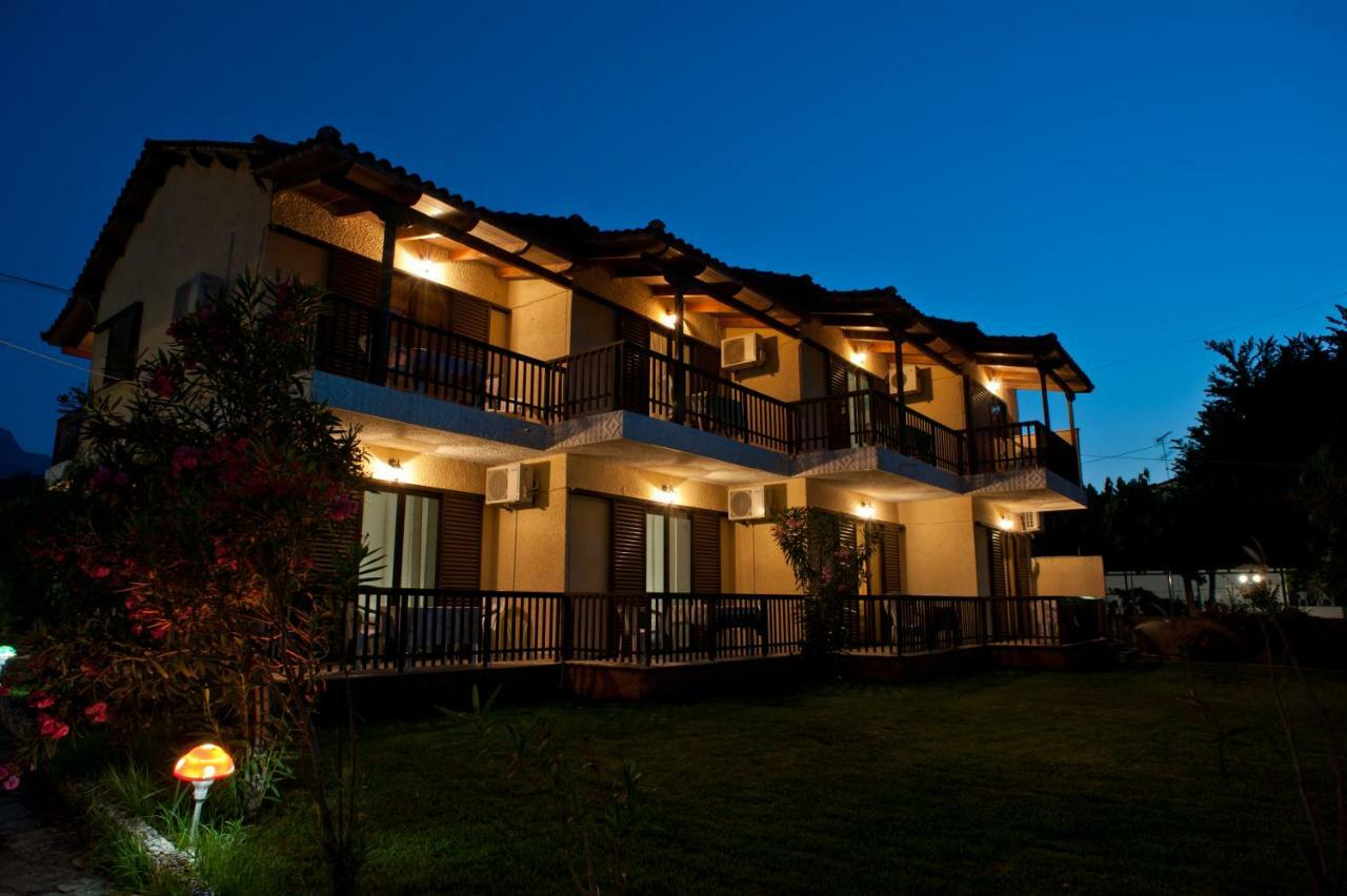 Skourtis Apartments Eleonas Exterior foto