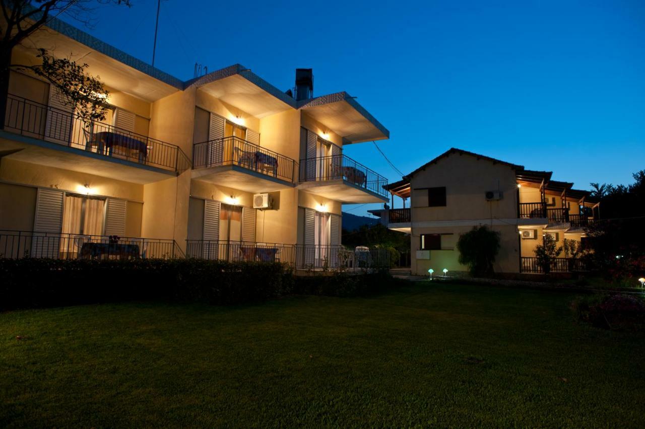 Skourtis Apartments Eleonas Exterior foto